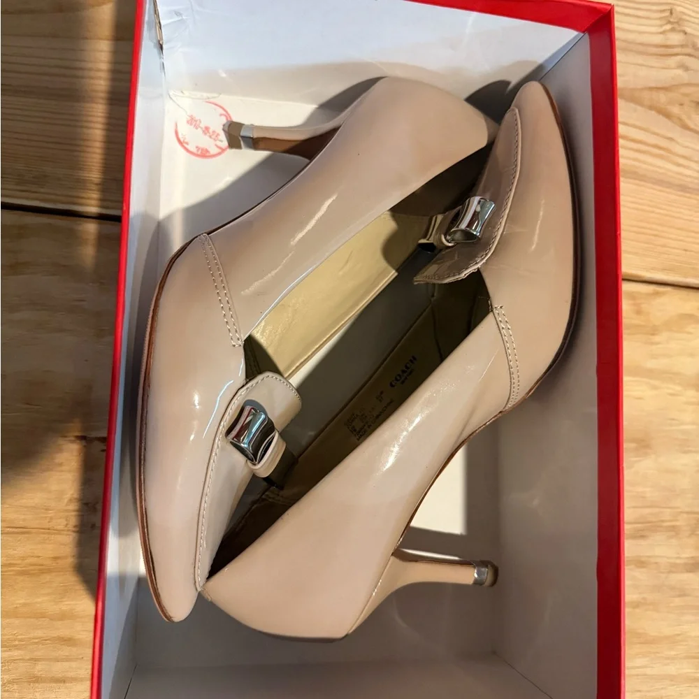 Coach Women's Beige Kitten Heel Shoes - Picture 2 of 5